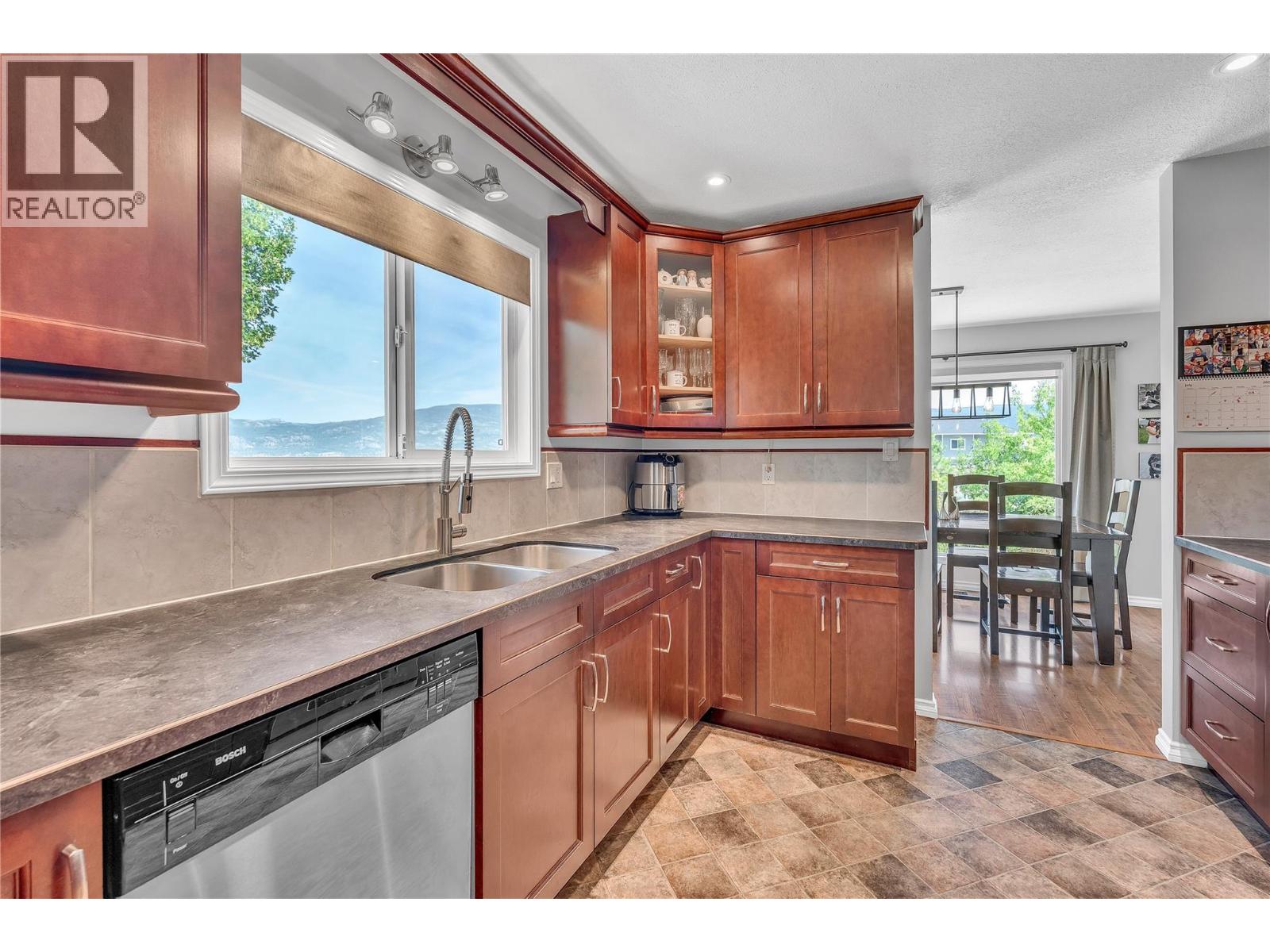 8704 Kuroda Place, Summerland