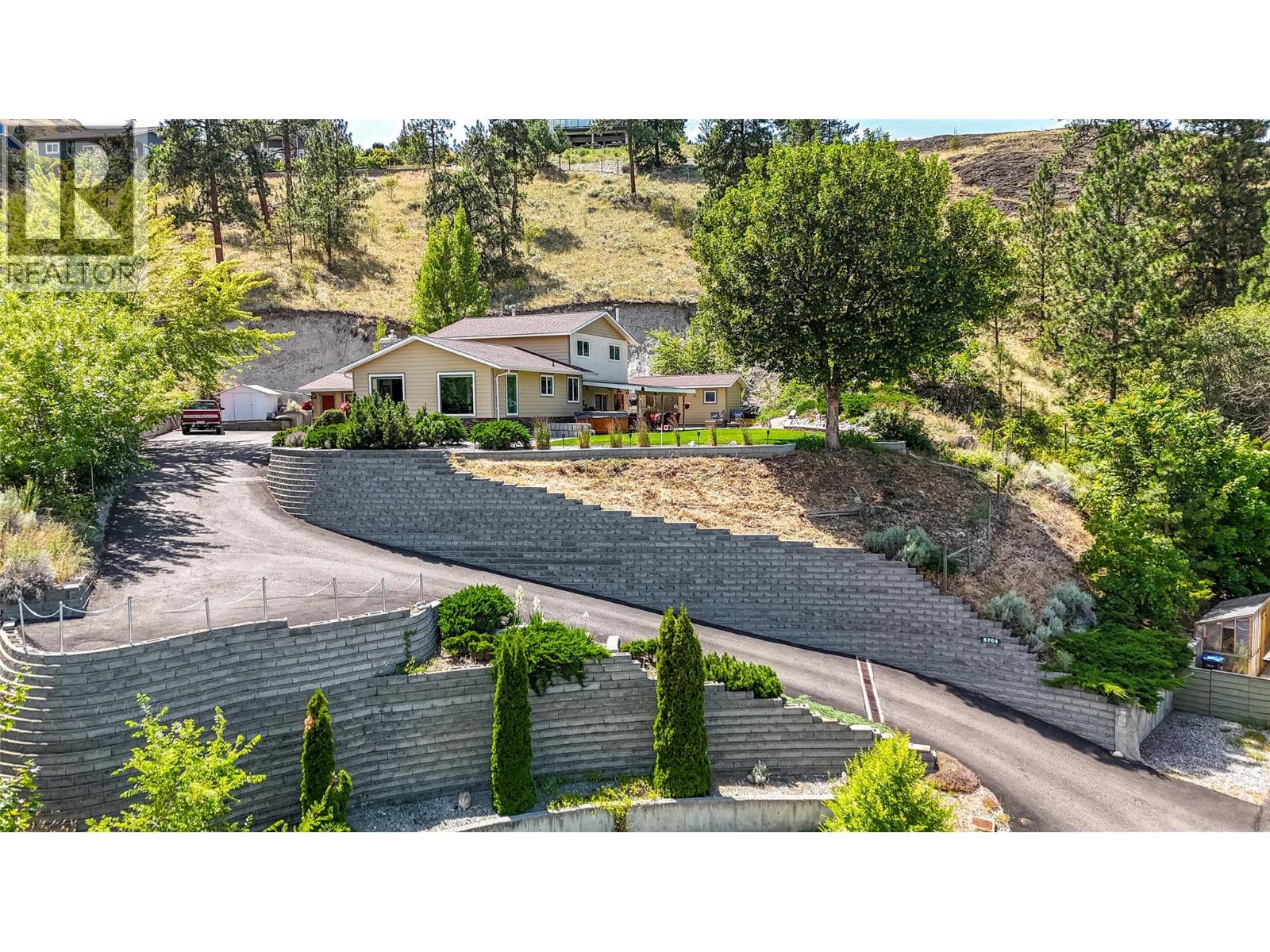 8704 Kuroda Place, Summerland