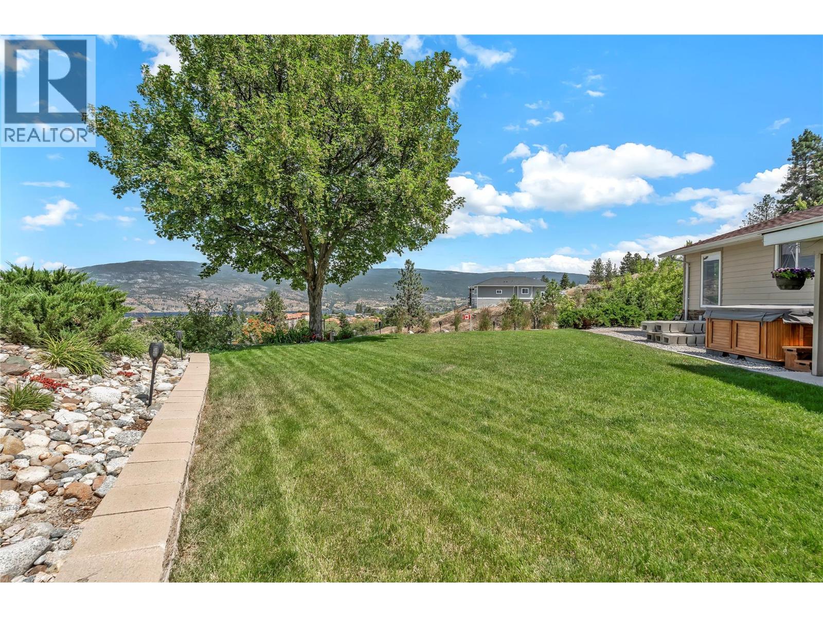 8704 Kuroda Place, Summerland