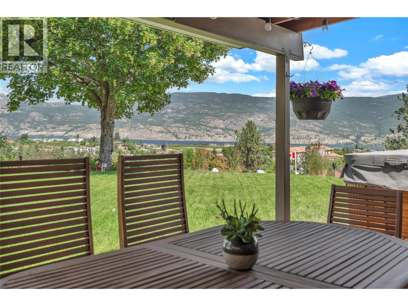 8704 Kuroda Place, Summerland