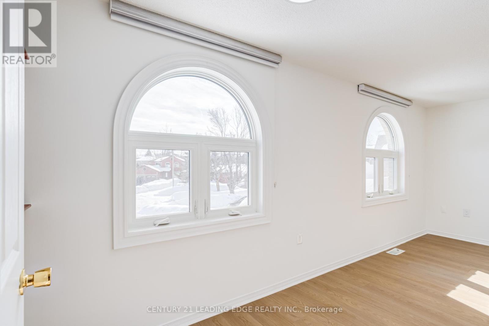 7 NUGENT COURT - 21