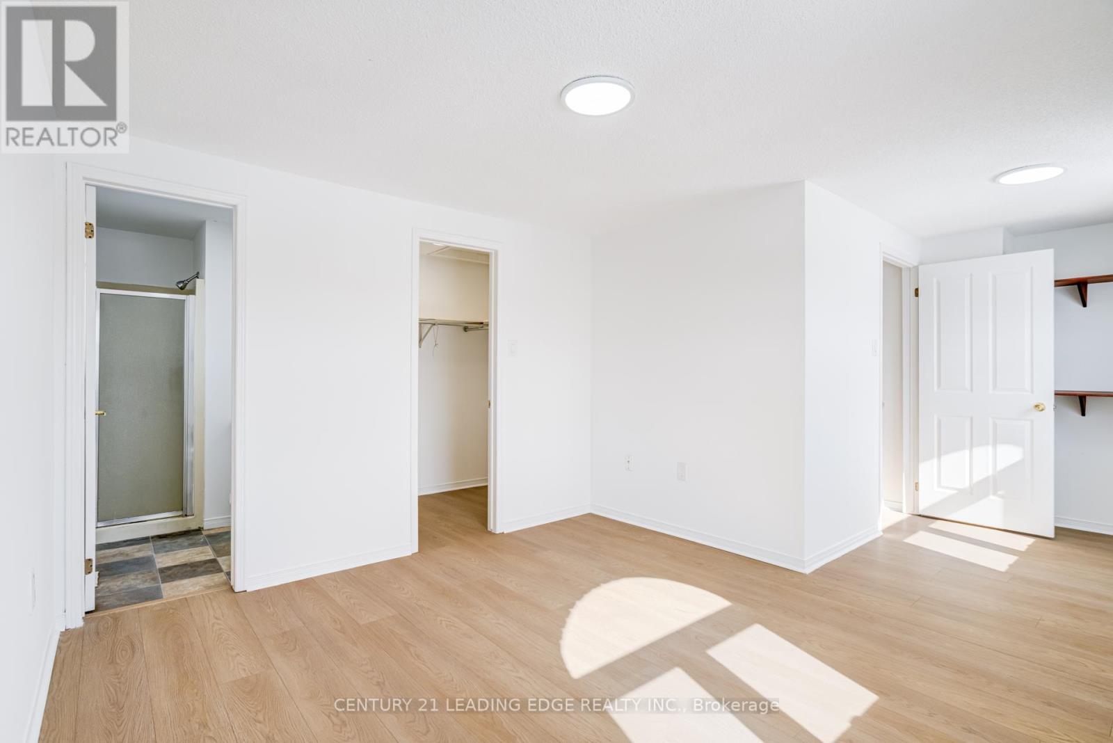 Single Family House for Sale in  NUGENT COURT Barrie (Northwest) 