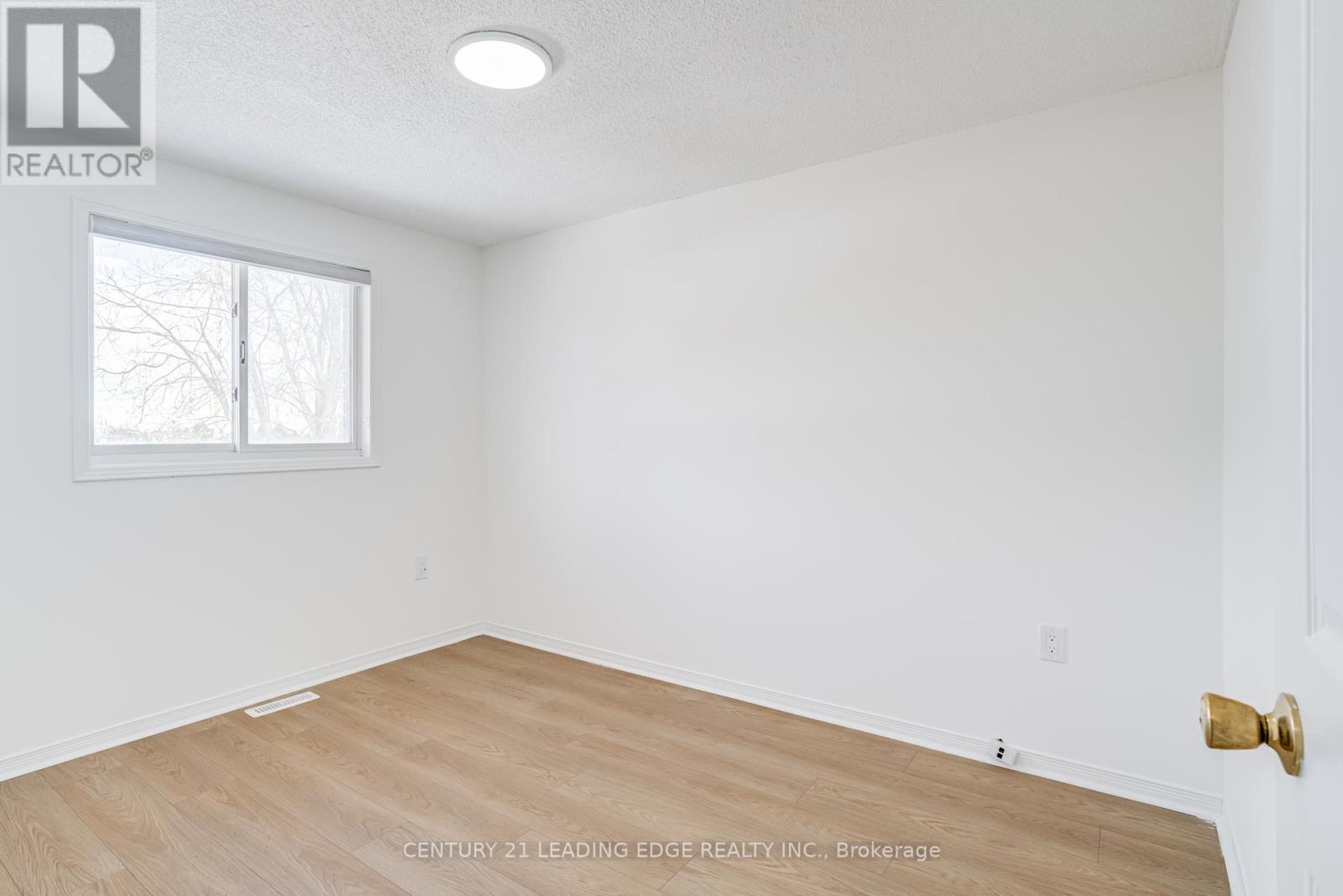 Single Family House for Sale in  NUGENT COURT Barrie (Northwest) 