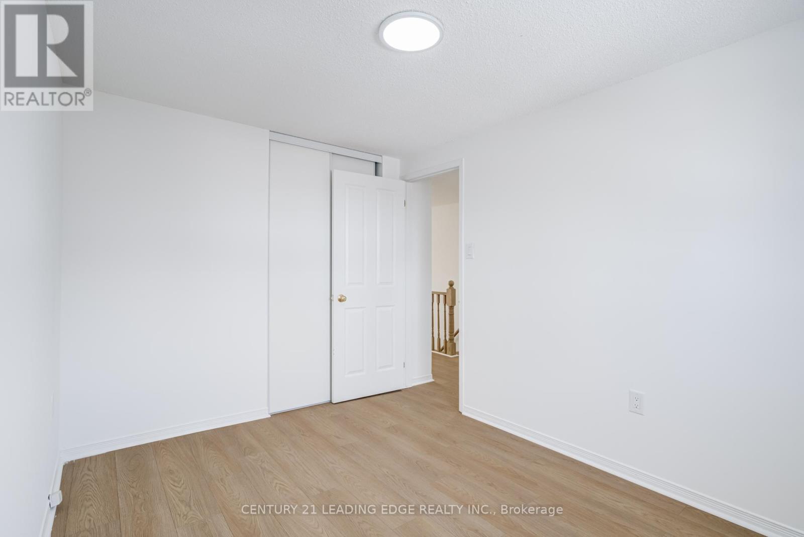 Single Family House for Sale in  NUGENT COURT Barrie (Northwest) 