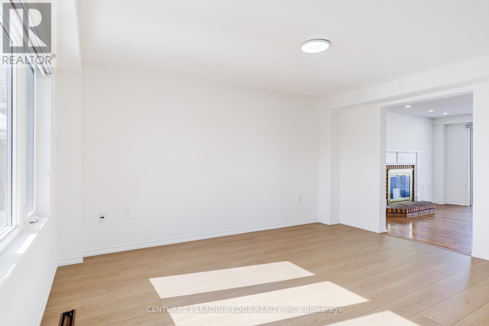 Single Family House for Sale in  NUGENT COURT Barrie (Northwest) 