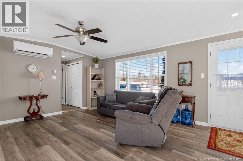 8 MAPLE RIDGE LANE - 11