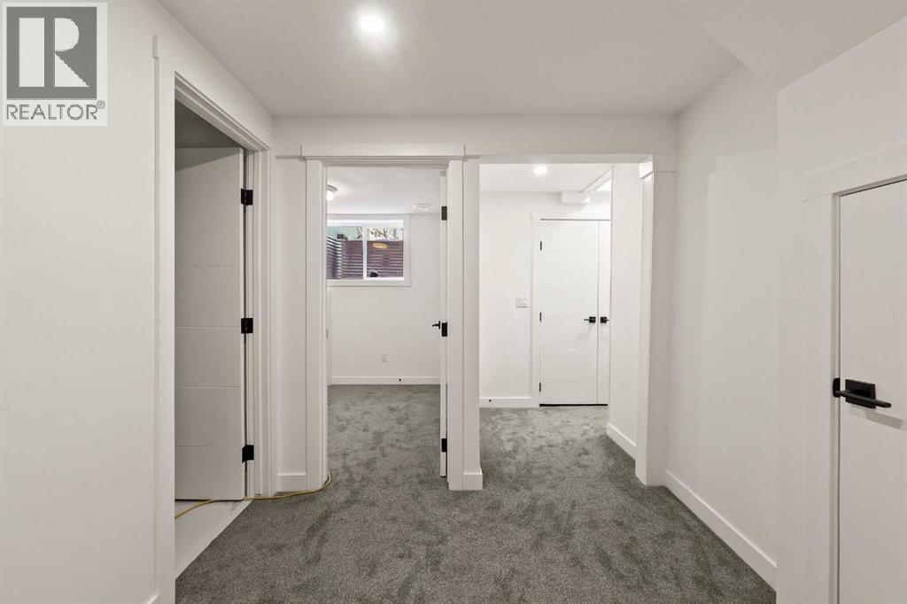 Single Family House for Sale in   Avenue NE Pineridge Calgary 