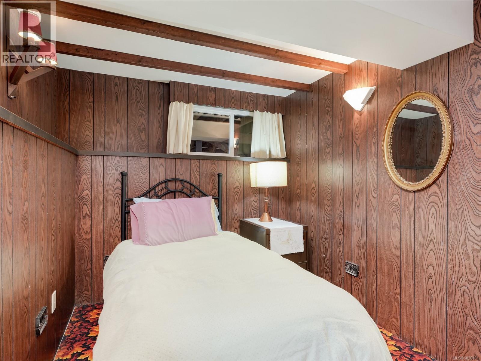  3911 Dawe Road, Saanich