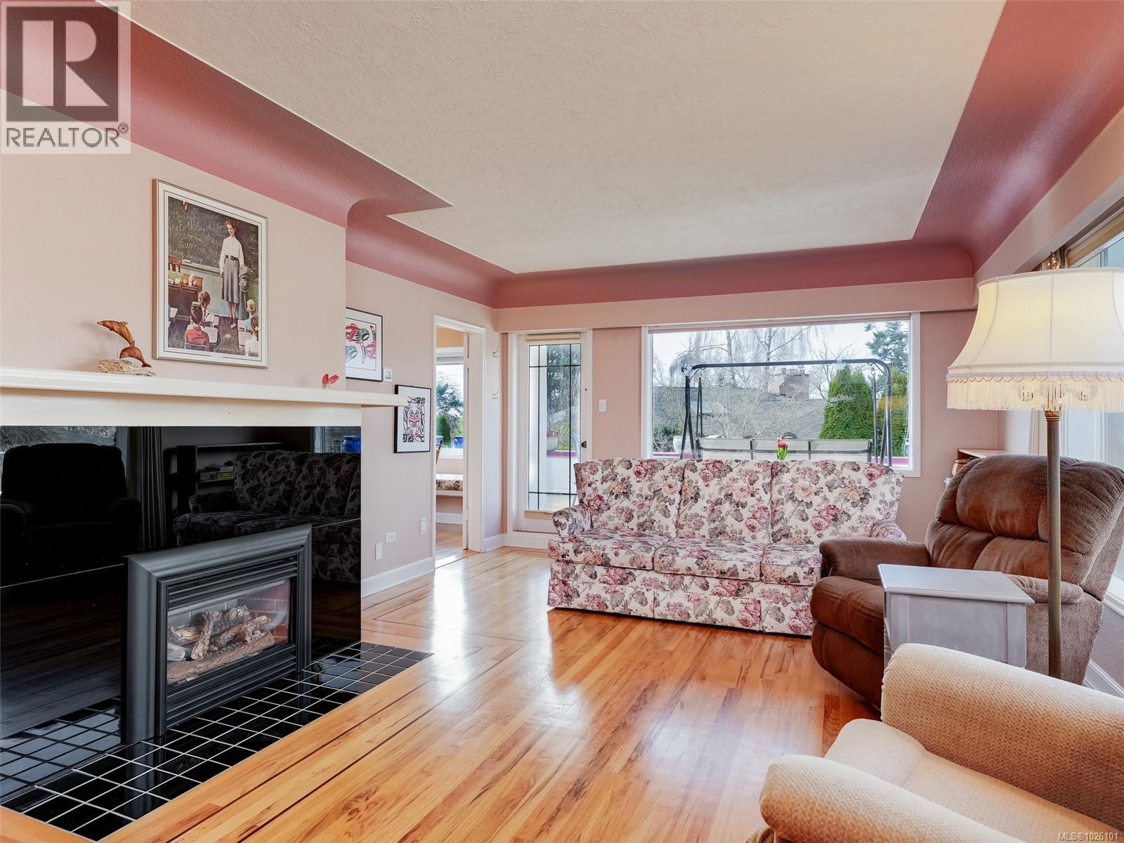  3911 Dawe Road, Saanich