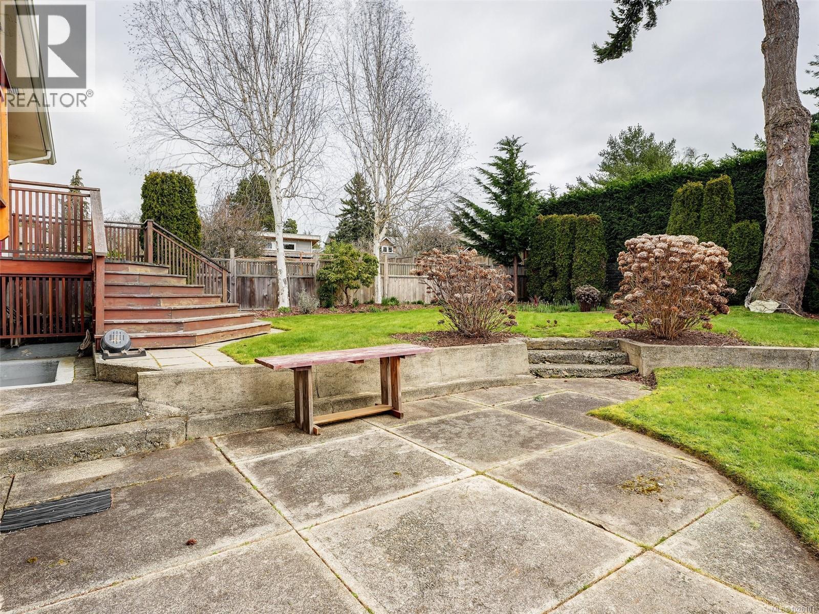  3911 Dawe Road, Saanich