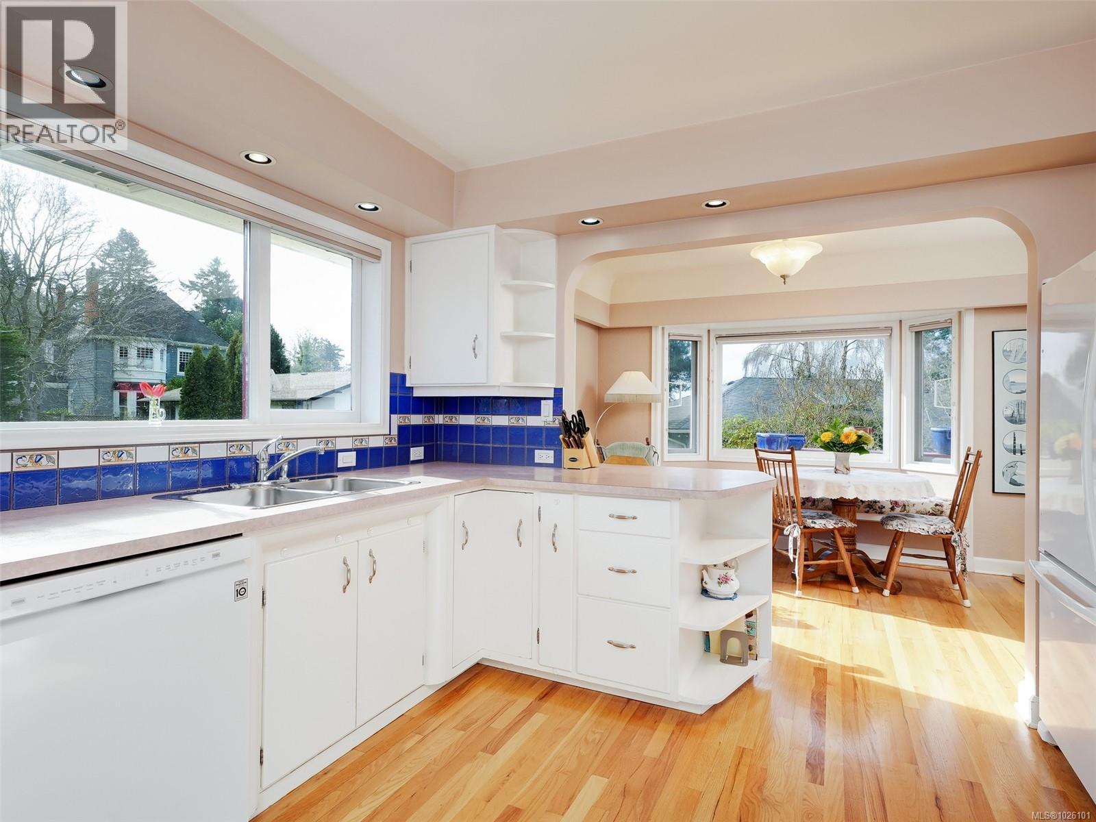  3911 Dawe Road, Saanich
