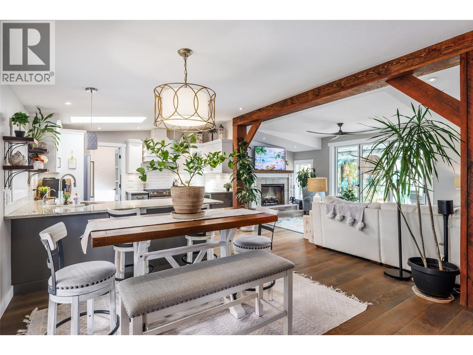 2661 Blind Bay Road, Blind Bay