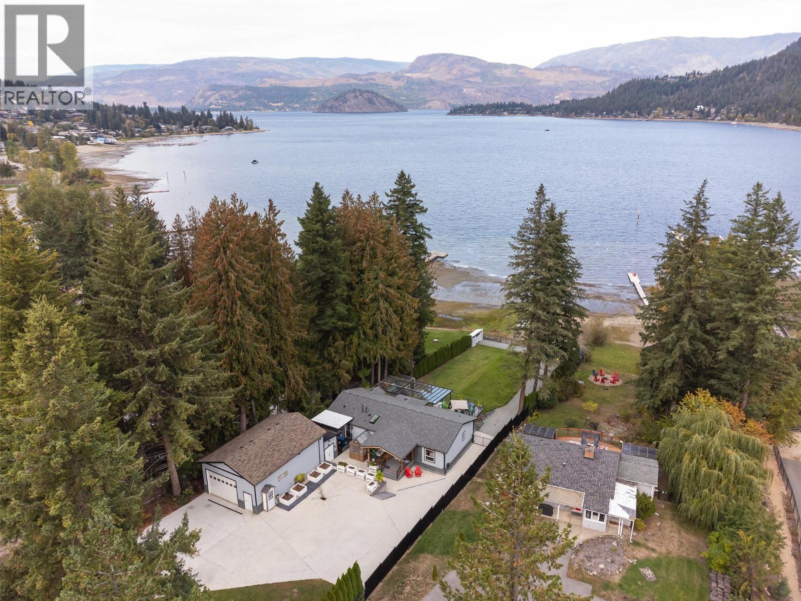 2661 Blind Bay Road, Blind Bay