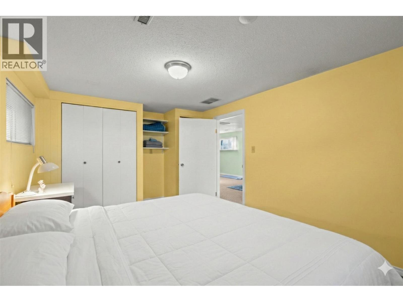 1801 35th Avenue, Vernon