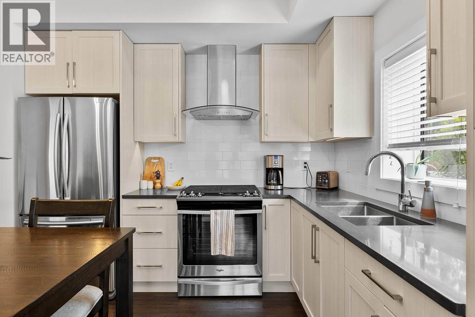 4380 Lakeshore Road Unit# 121, Kelowna