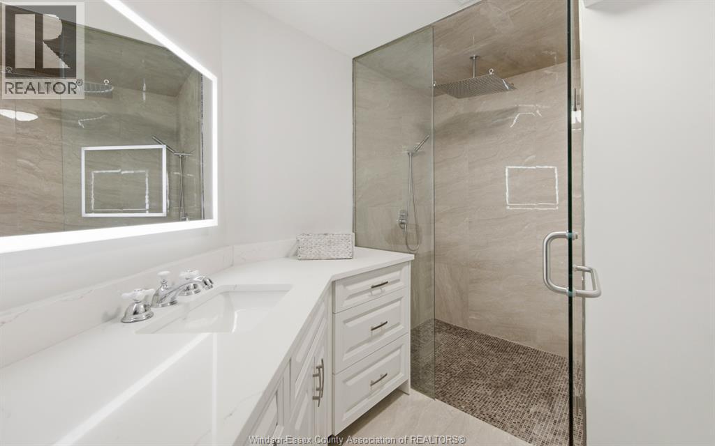 2820 Wildberry CRESCENT - 18