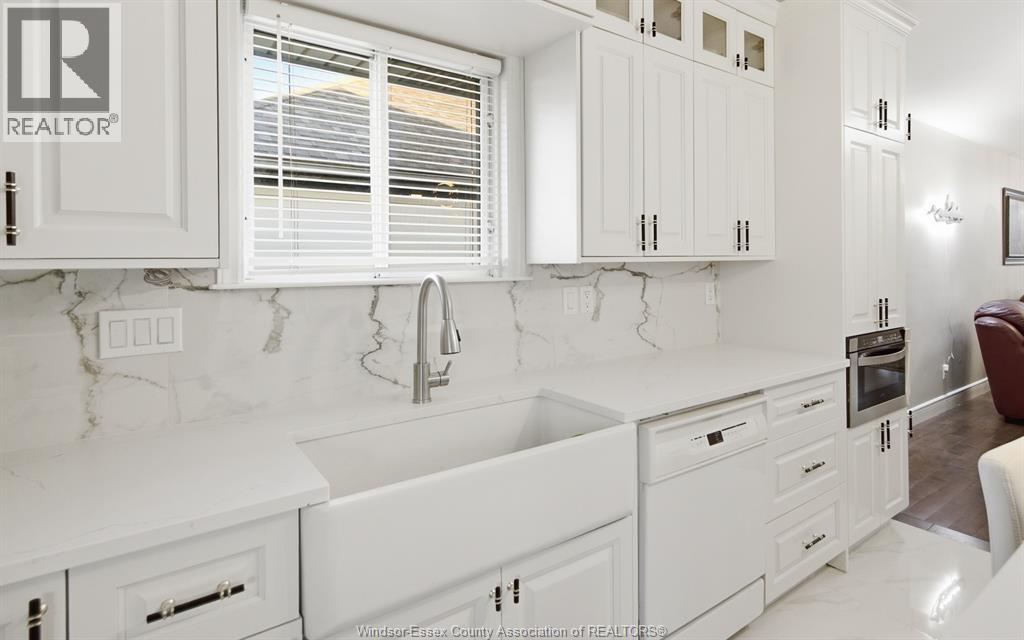 2820 Wildberry CRESCENT - 6