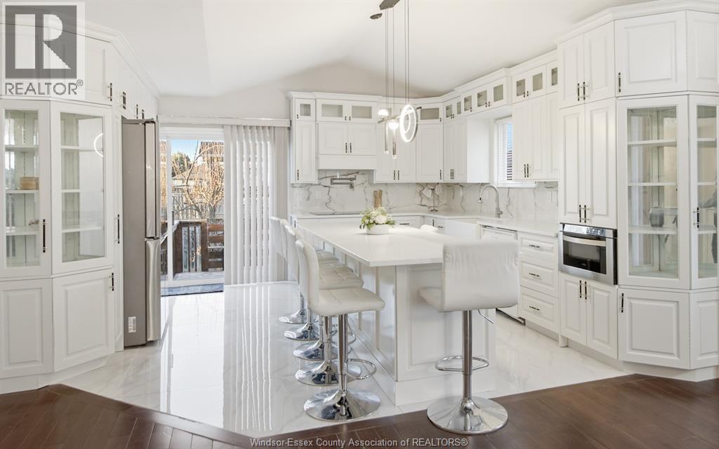 2820 Wildberry CRESCENT - 9