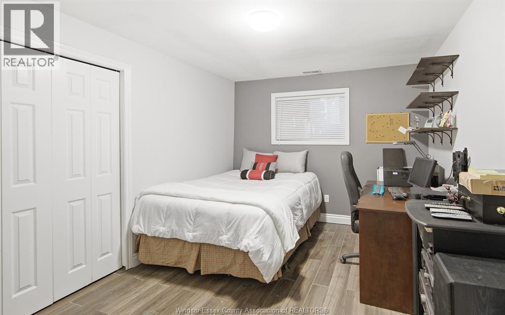 2820 Wildberry CRESCENT - 17