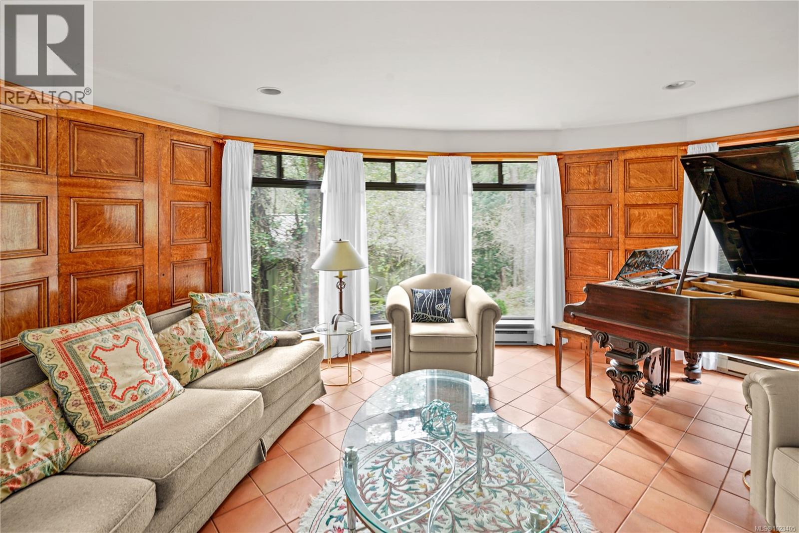  3383 Lakeridge Place, Highlands