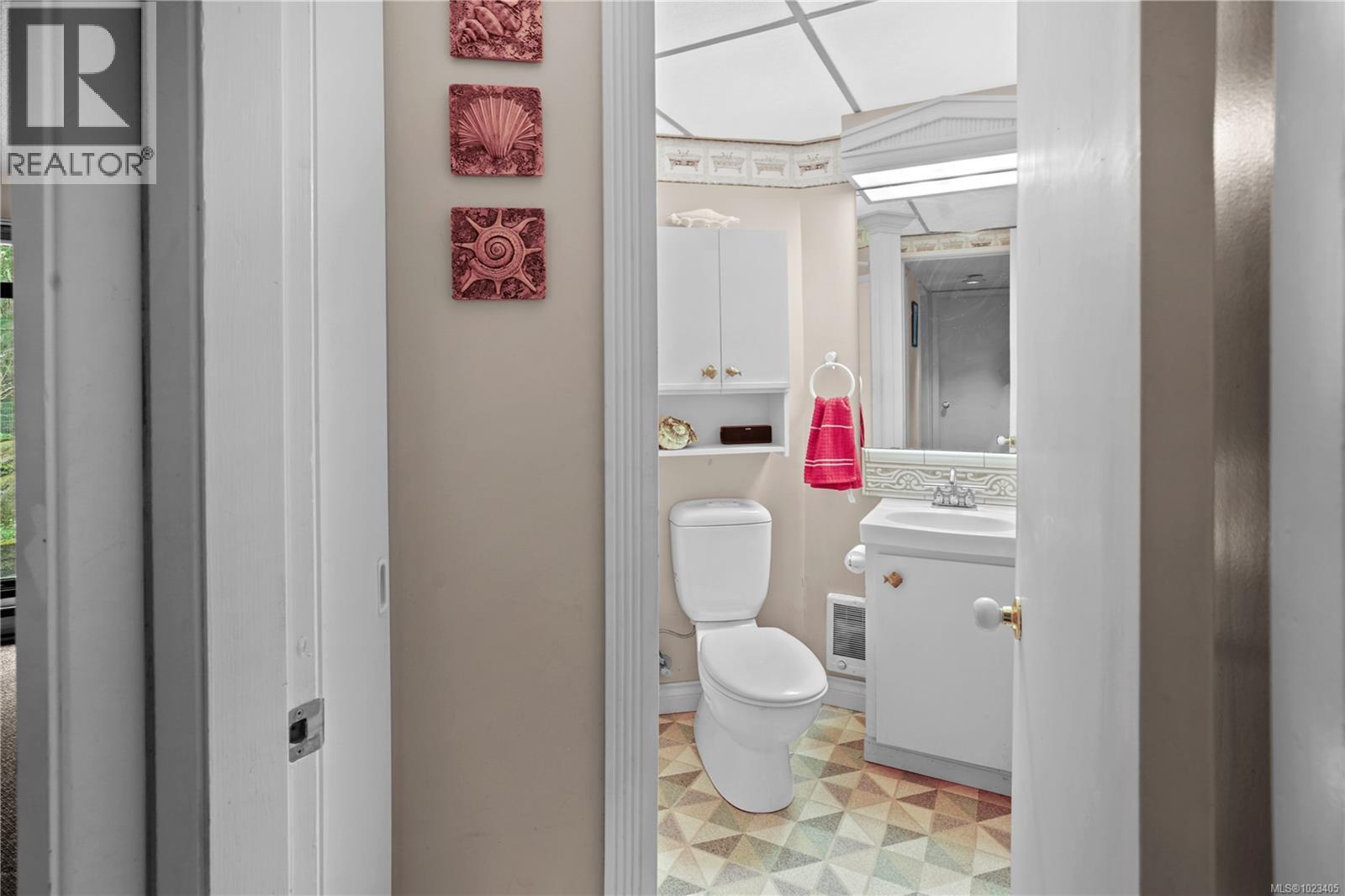  3383 Lakeridge Place, Highlands