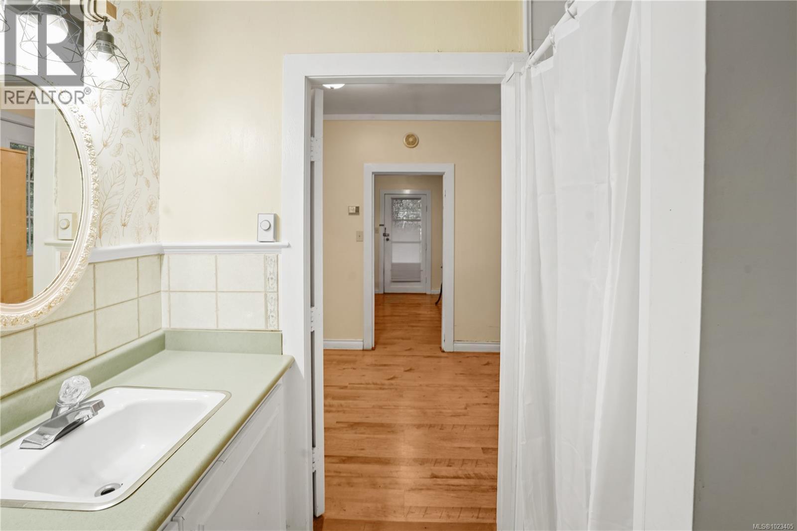  3383 Lakeridge Place, Highlands