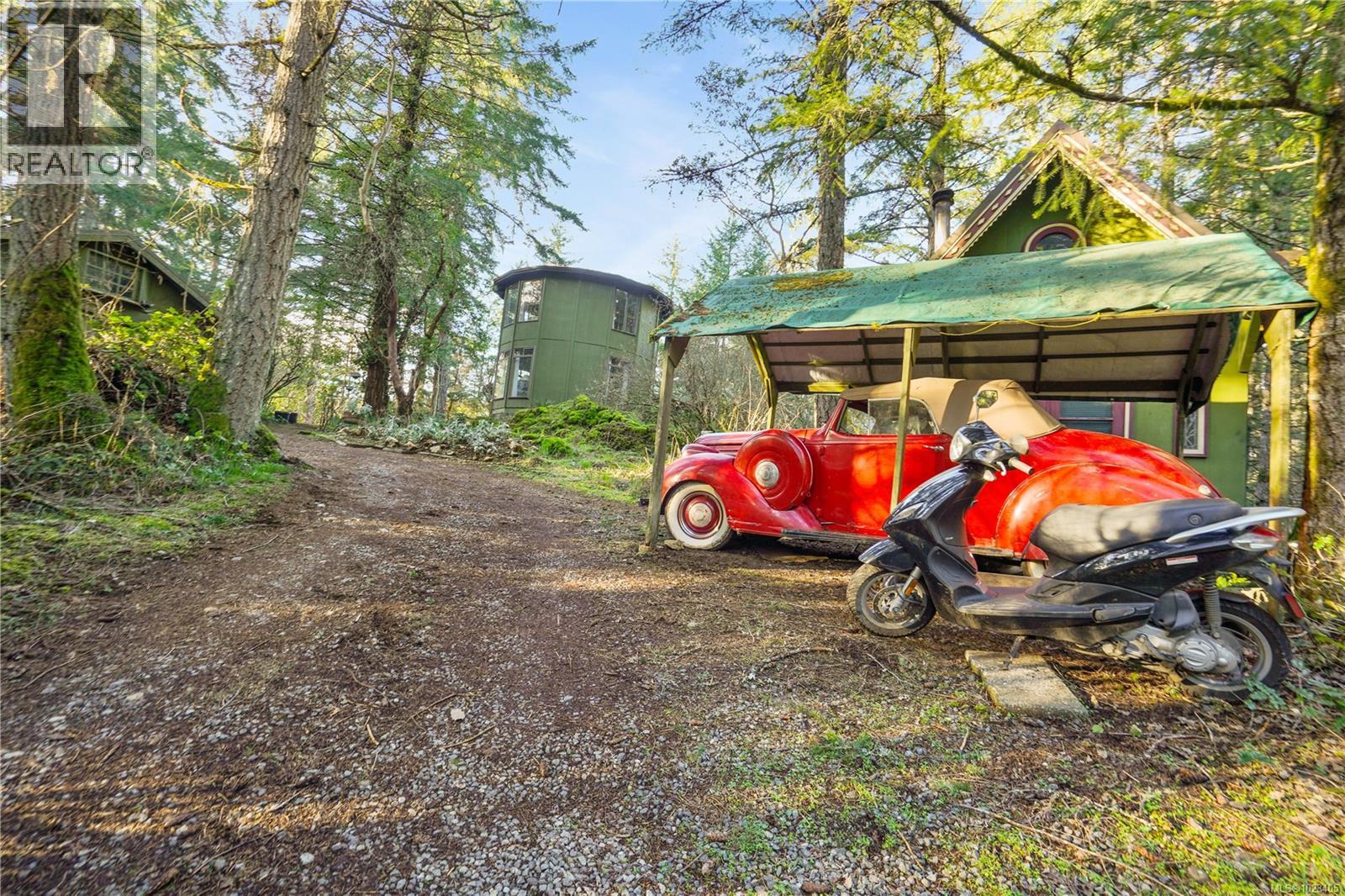  3383 Lakeridge Place, Highlands