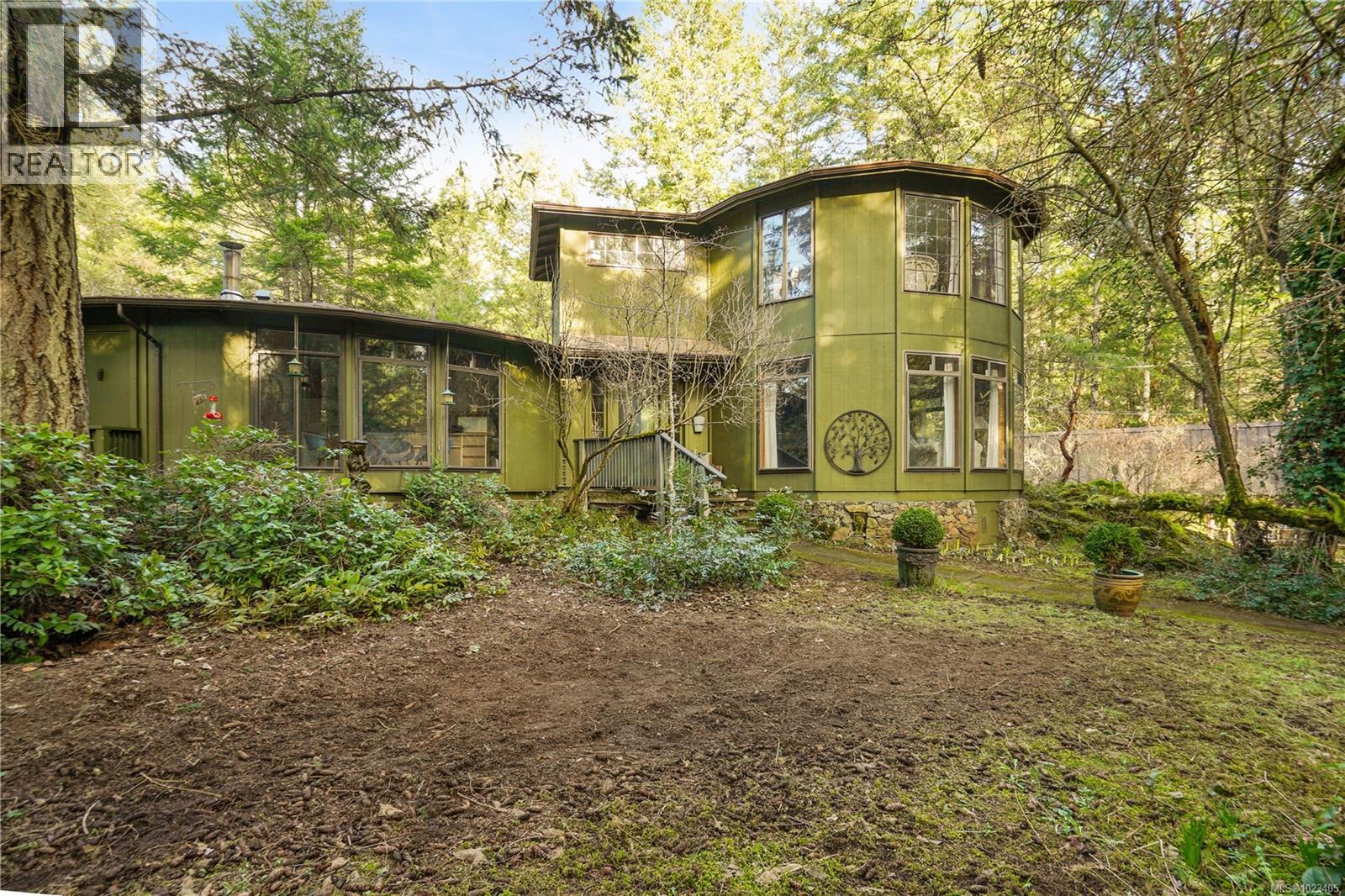  3383 Lakeridge Place, Highlands