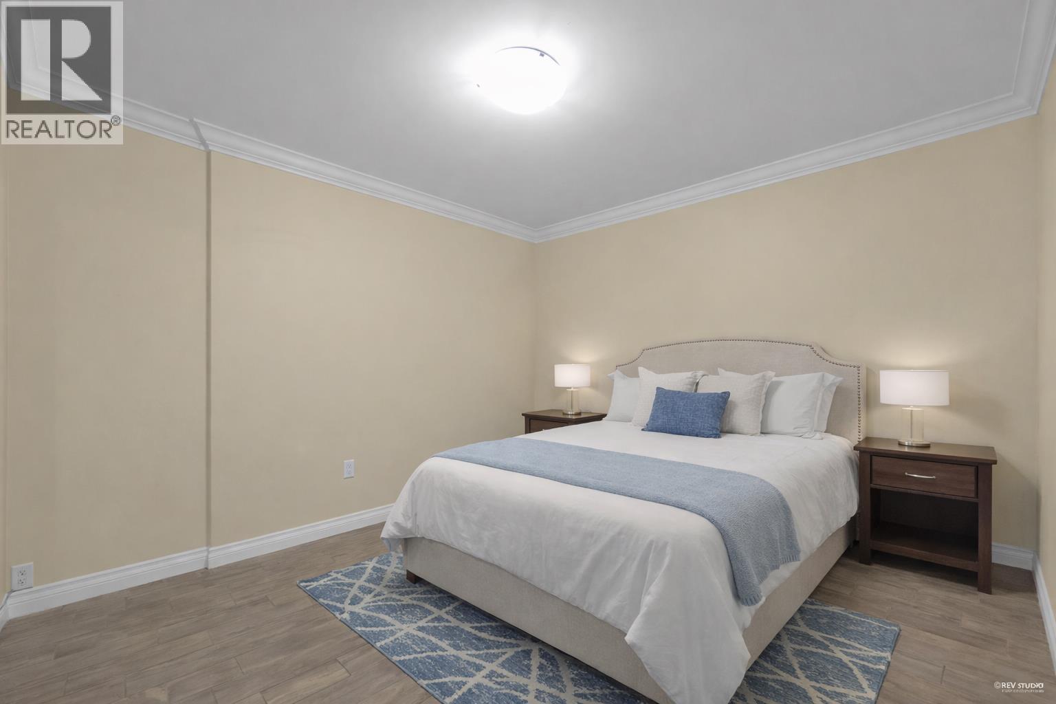 5807 HIGHFIELD DRIVE, Burnaby