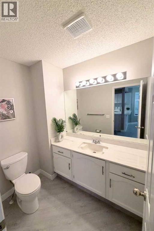 Single Family House for Sale in  Citadel Terrace NW Citadel Calgary 