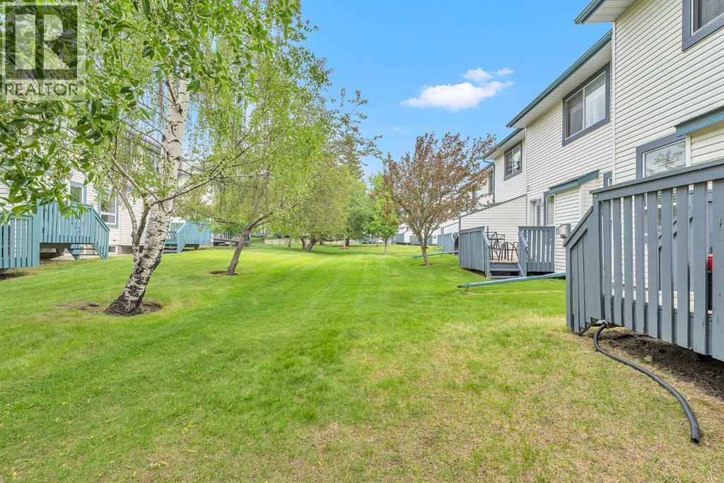 Single Family House for Sale in  Citadel Terrace NW Citadel Calgary 