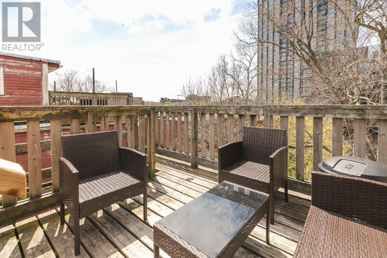 Property 17 of 29 of 1178 Queen Street