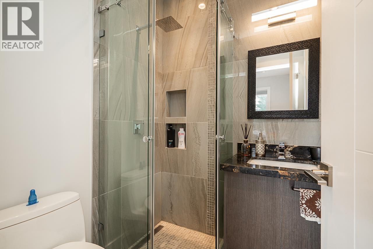 4365 MOUNTAIN HIGHWAY, North Vancouver