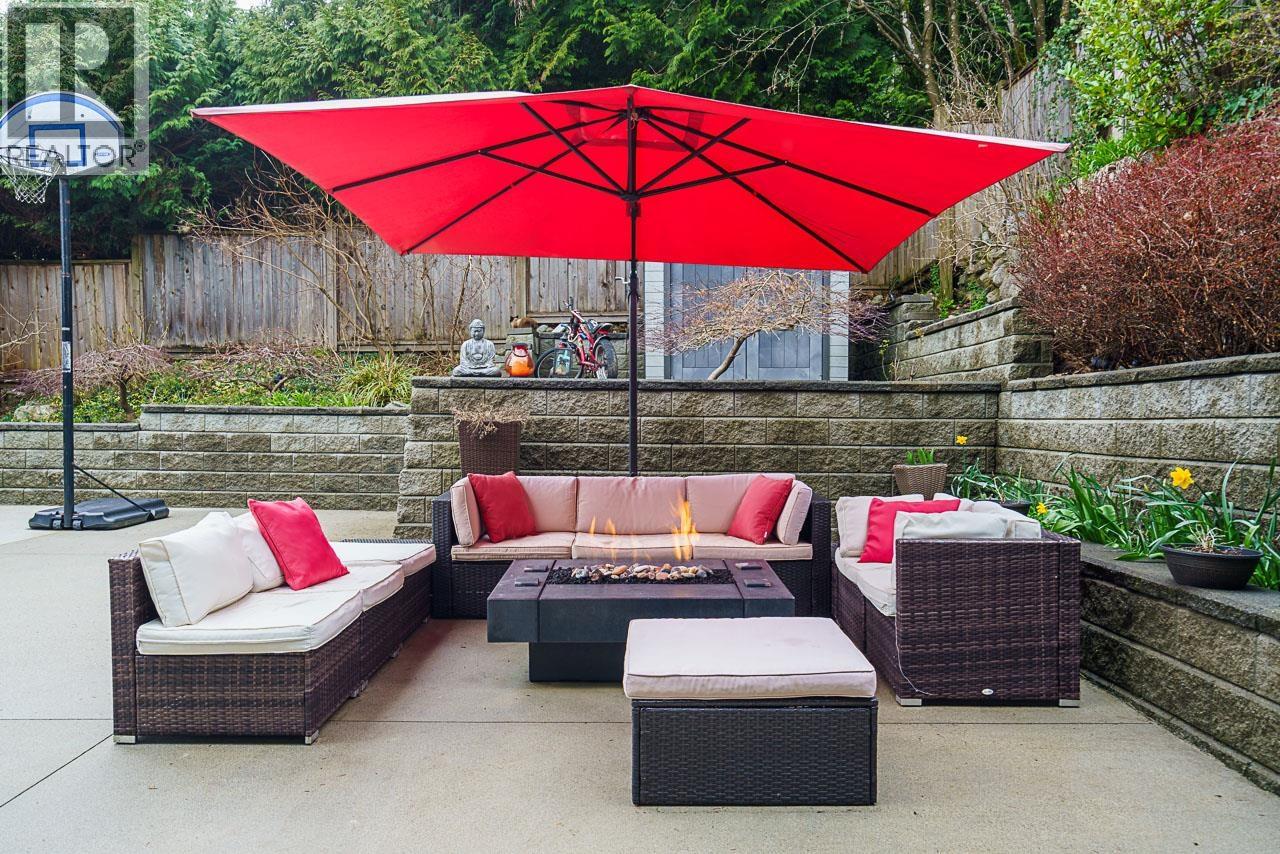 4365 MOUNTAIN HIGHWAY, North Vancouver