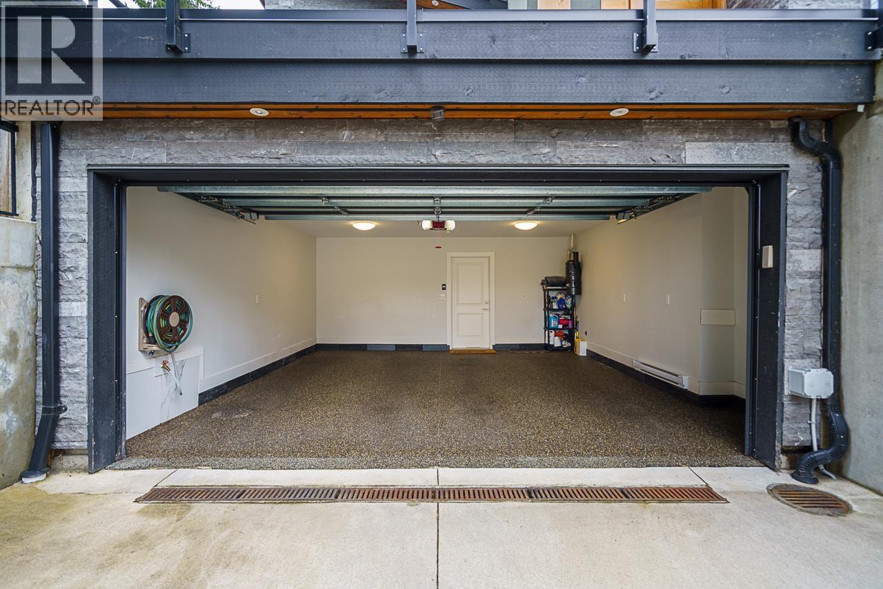 4365 MOUNTAIN HIGHWAY, North Vancouver