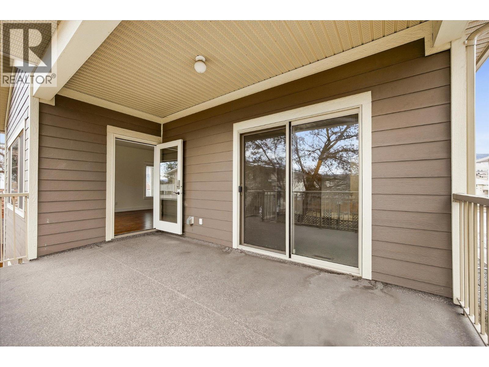 950 Rutland Road N, Kelowna