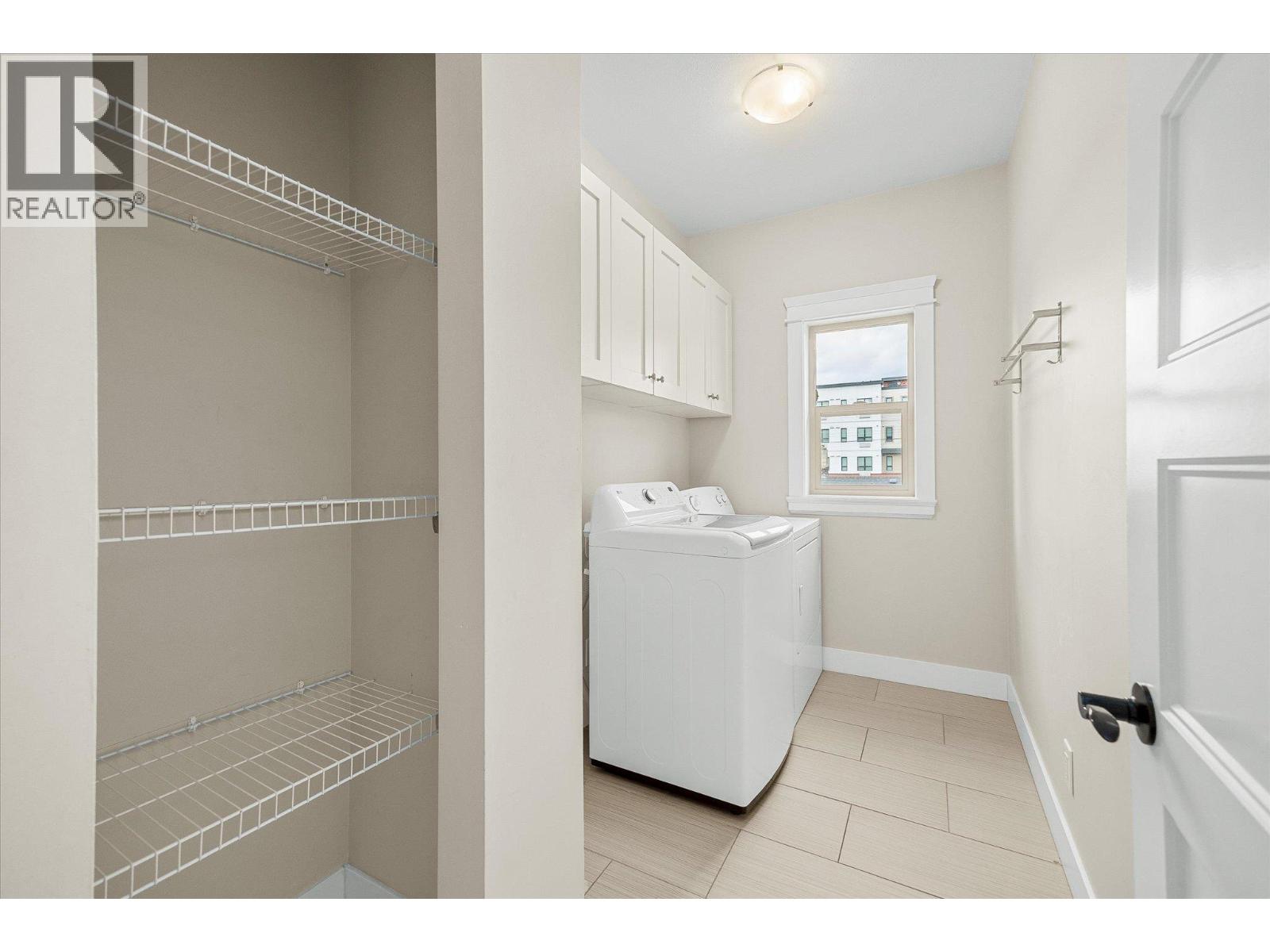 950 Rutland Road N, Kelowna