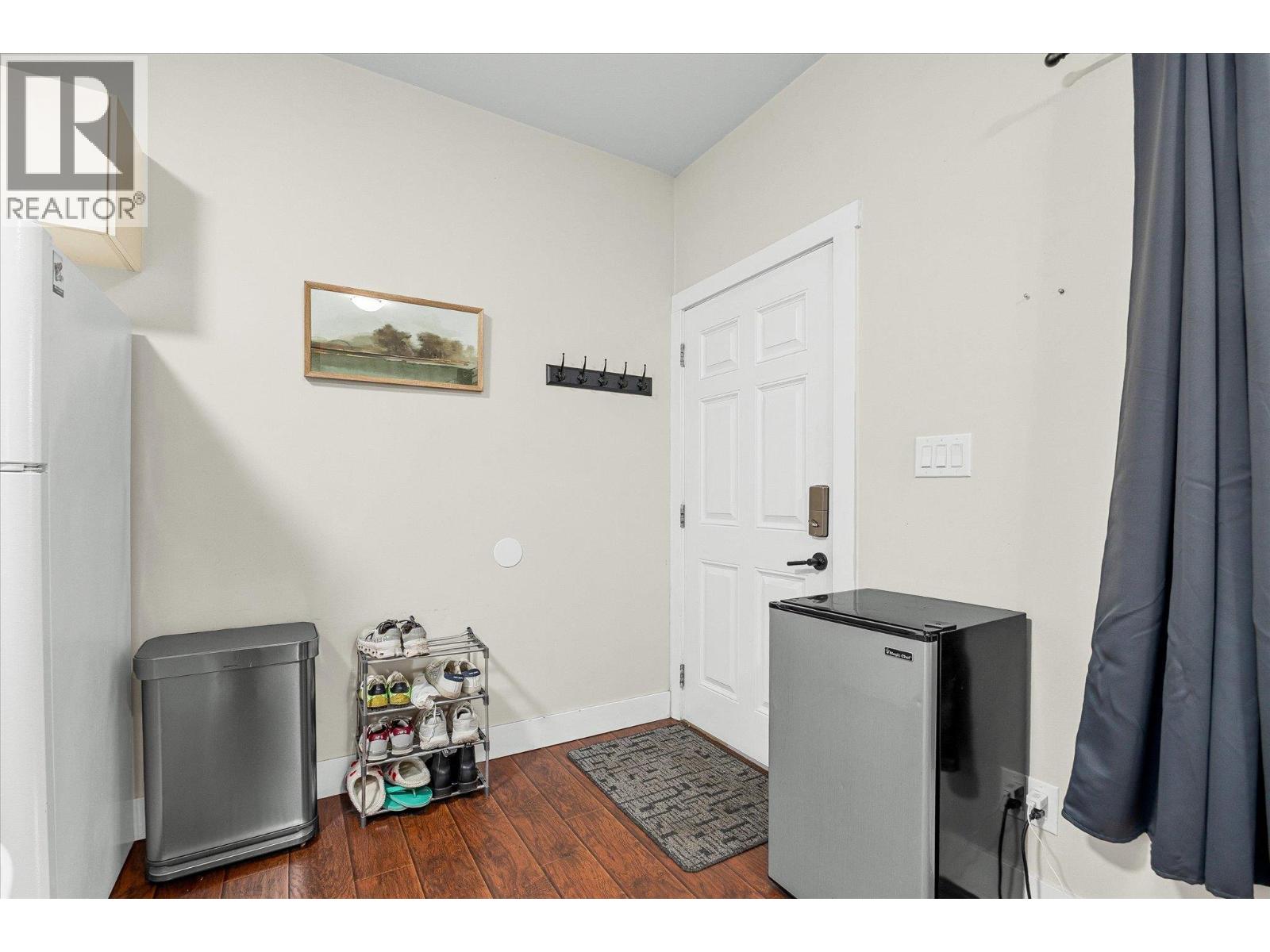 950 Rutland Road N, Kelowna