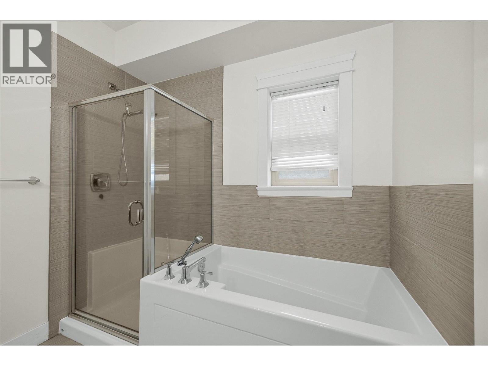 950 Rutland Road N, Kelowna