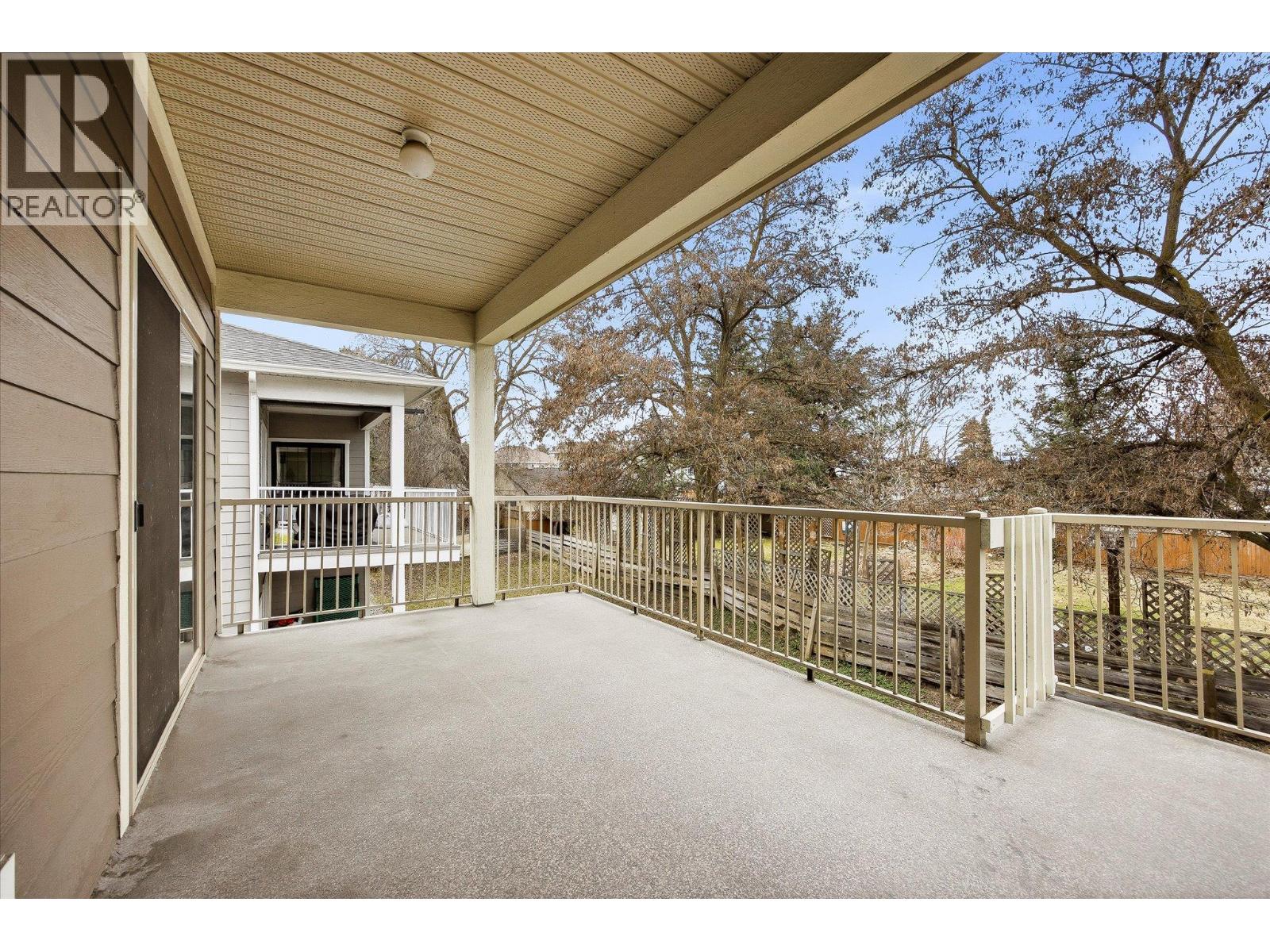 950 Rutland Road N, Kelowna