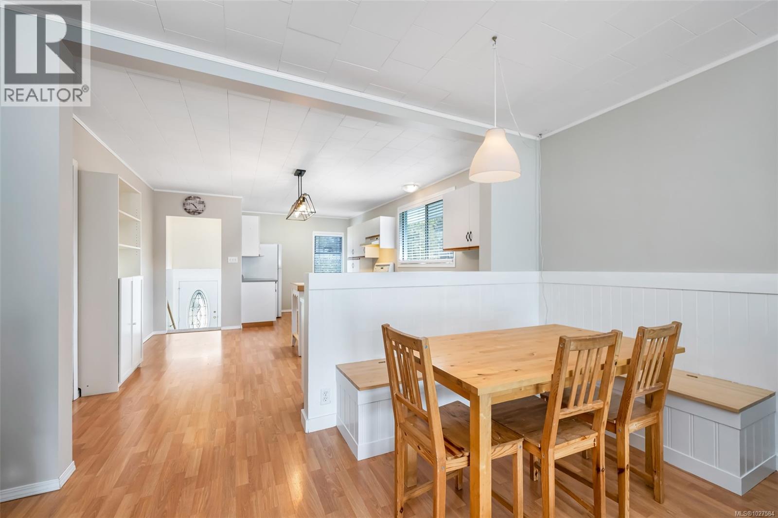 10684 ALDER CRES - 23