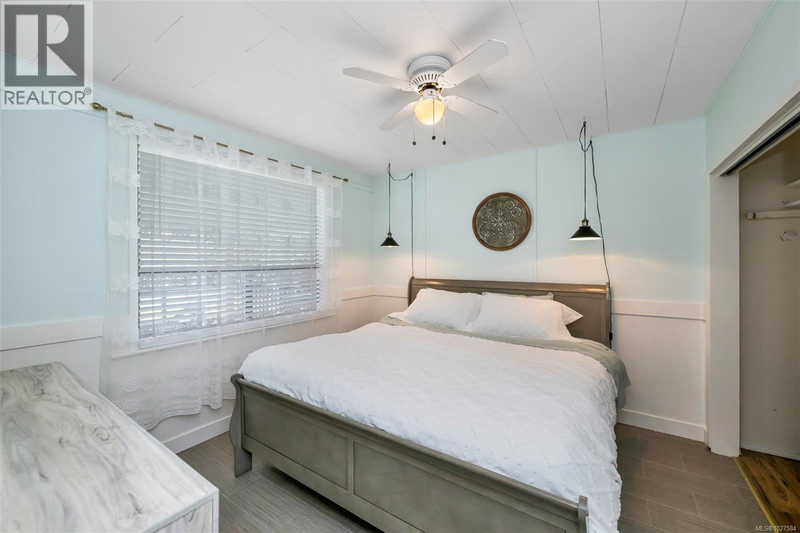 10684 ALDER CRES - 33