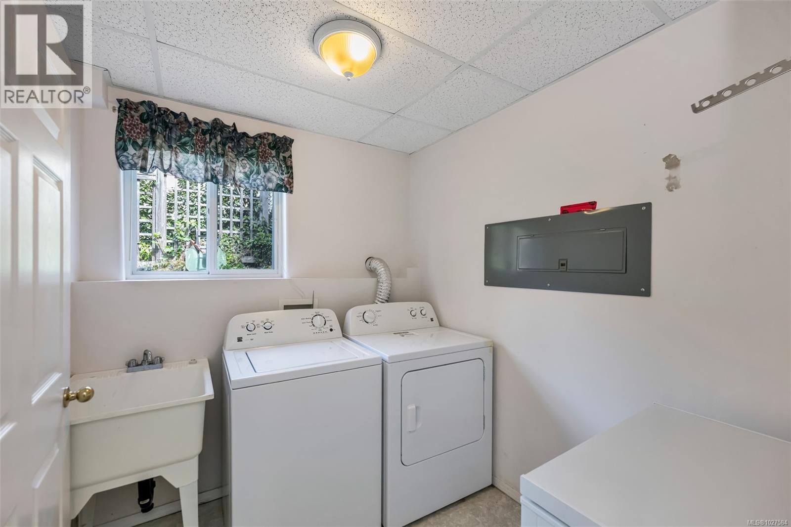 10684 ALDER CRES - 52