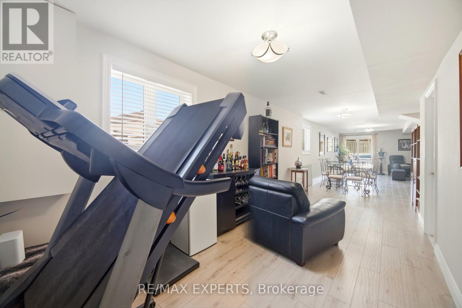 75 CORKWOOD CRESCENT - 30