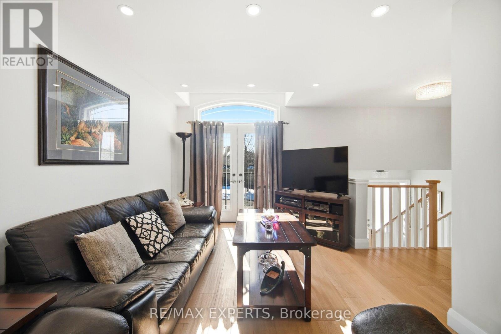 75 CORKWOOD CRESCENT - 7