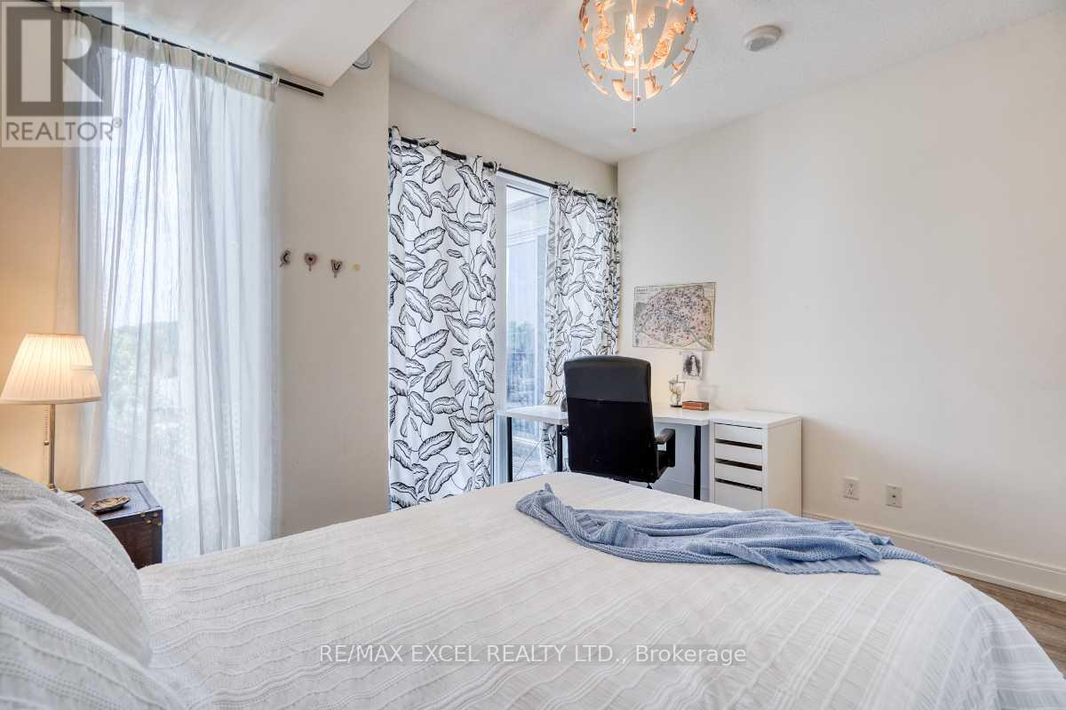 #202A 9608 YONGE STREET - 20