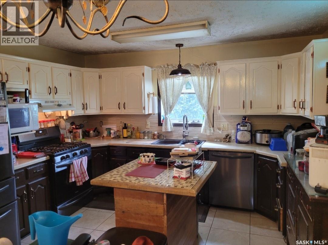 105 AMHERST STREET - 12