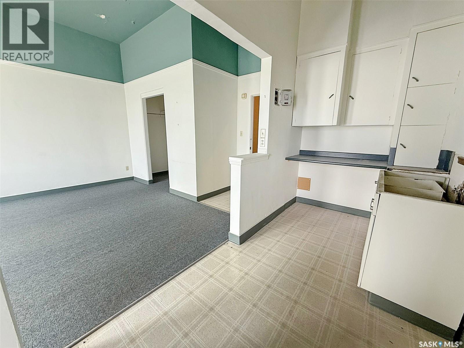 Retail for Sale in  Cheadle STREET W Swift Current 