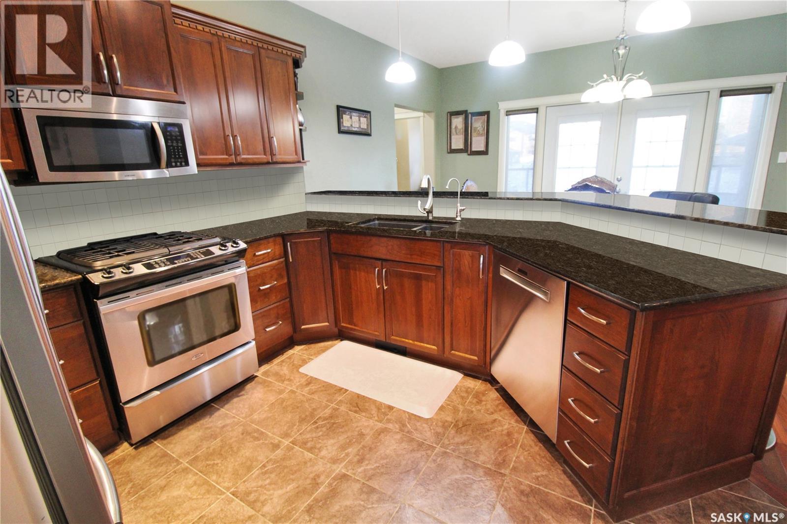 615 Hodgson DRIVE — photo 10