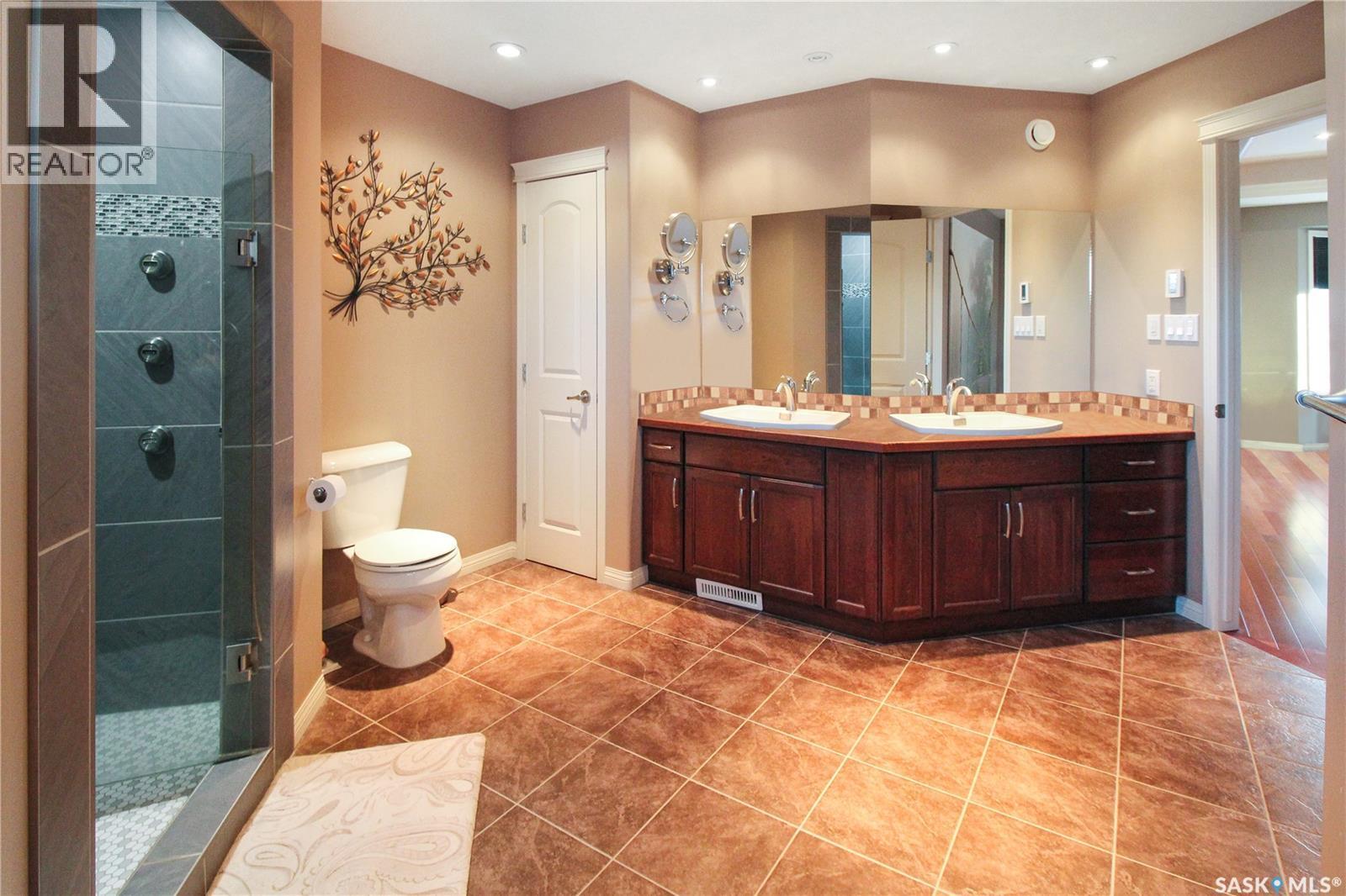 615 Hodgson DRIVE — photo 16